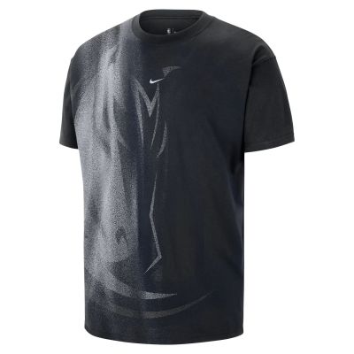 Nike Dallas Mavericks Men's Basketball T-Shirt Black - черен - Тениска с къс ръкав Nike Dallas Mavericks Men's Basketball T-Shirt Black - черен - Тениска с къс ръкав