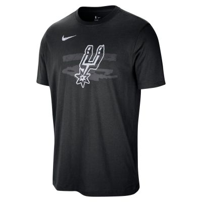 Nike NBA San Antonio Spurs Courtside Tee - черен - Тениска с къс ръкав Nike NBA San Antonio Spurs Courtside Tee - черен - Тениска с къс ръкав